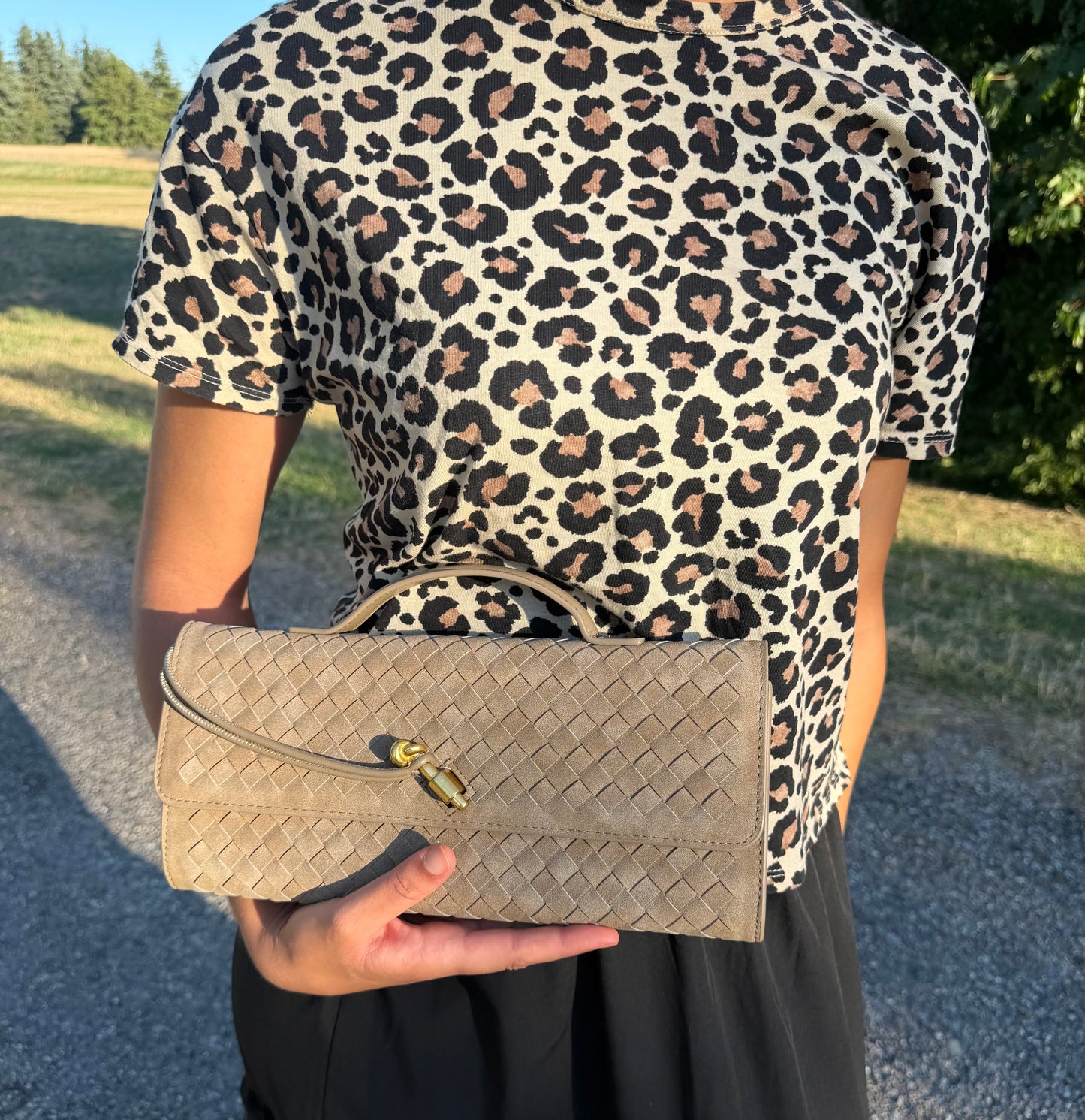 Pochette tressée Pluma — édition suède 🤎 (INSPI B)